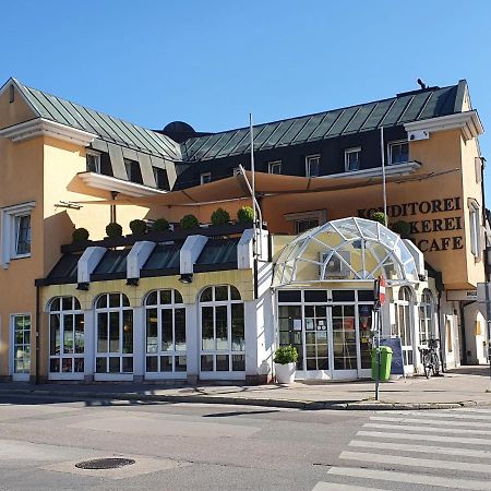 Pension Mueller Gartner Gross-Enzersdorf ภายนอก รูปภาพ